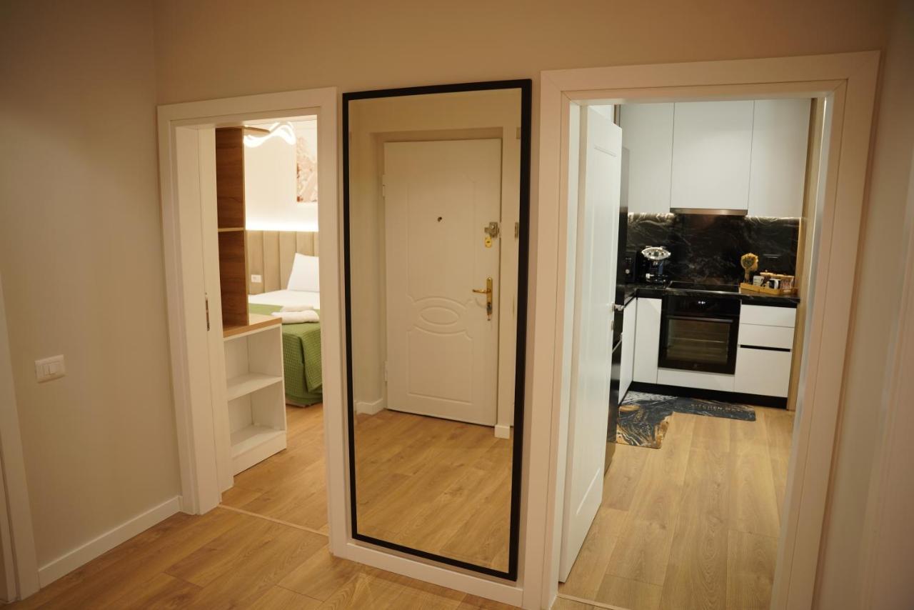 Feel Home Apartment Тирана Екстер'єр фото