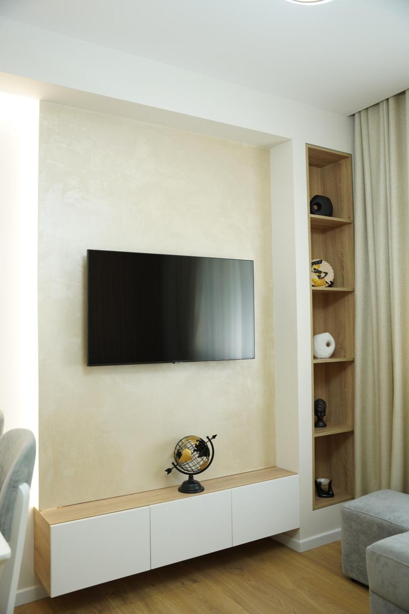 Feel Home Apartment Тирана Екстер'єр фото