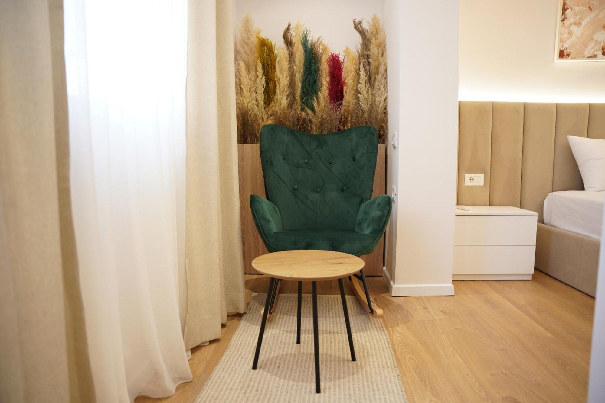 Feel Home Apartment Тирана Екстер'єр фото